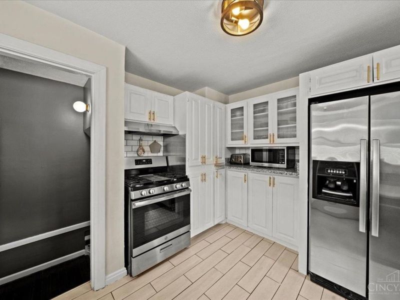 6408 Girard Avenue, Cincinnati, OH 45213 Photo 8
