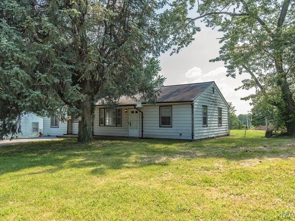 10253 Imperial Drive, St Louis, MO 63136
