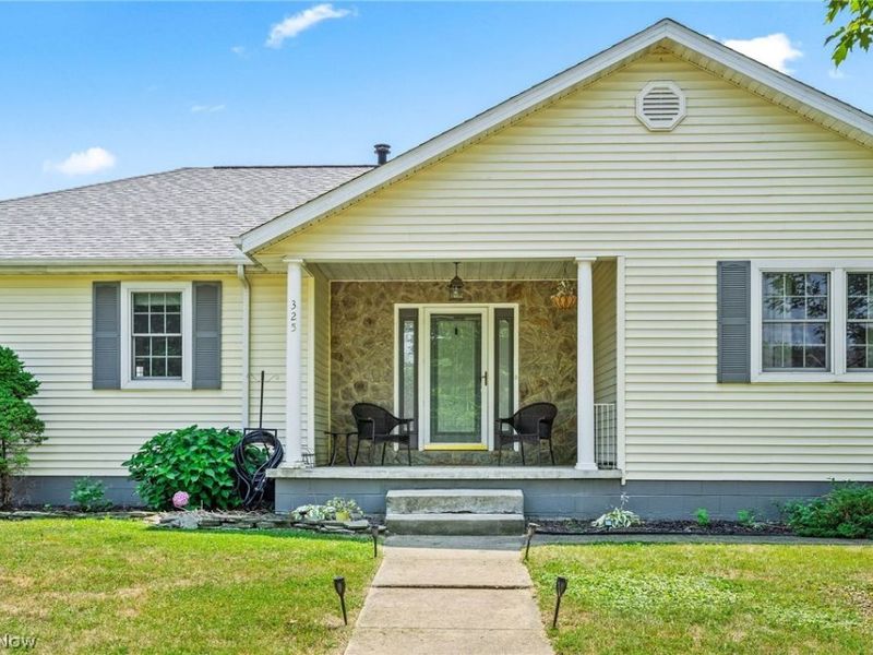 325 Fieldstone Court, Wellington, OH 44090 Photo 2