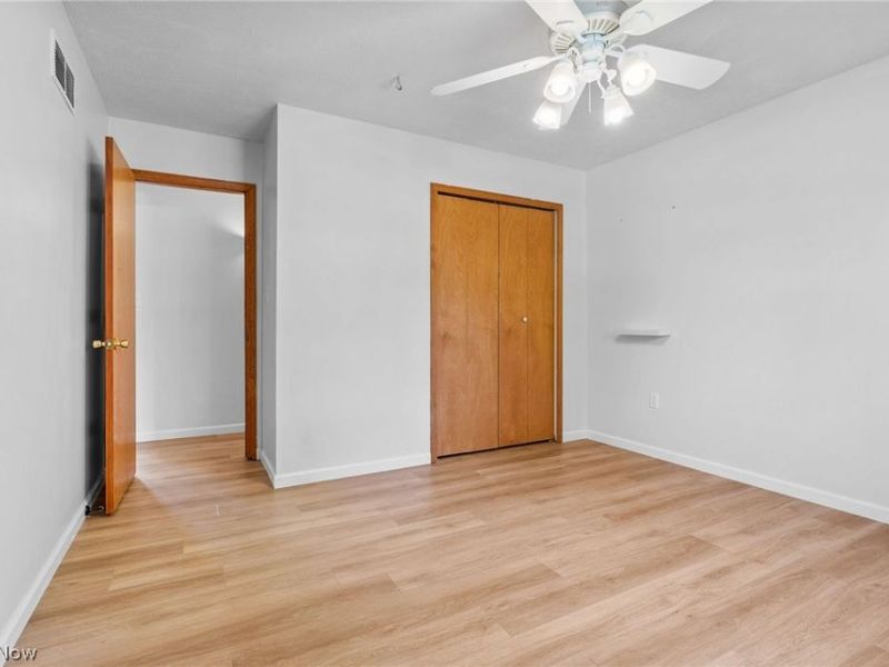 325 Fieldstone Court, Wellington, OH 44090 Photo 27