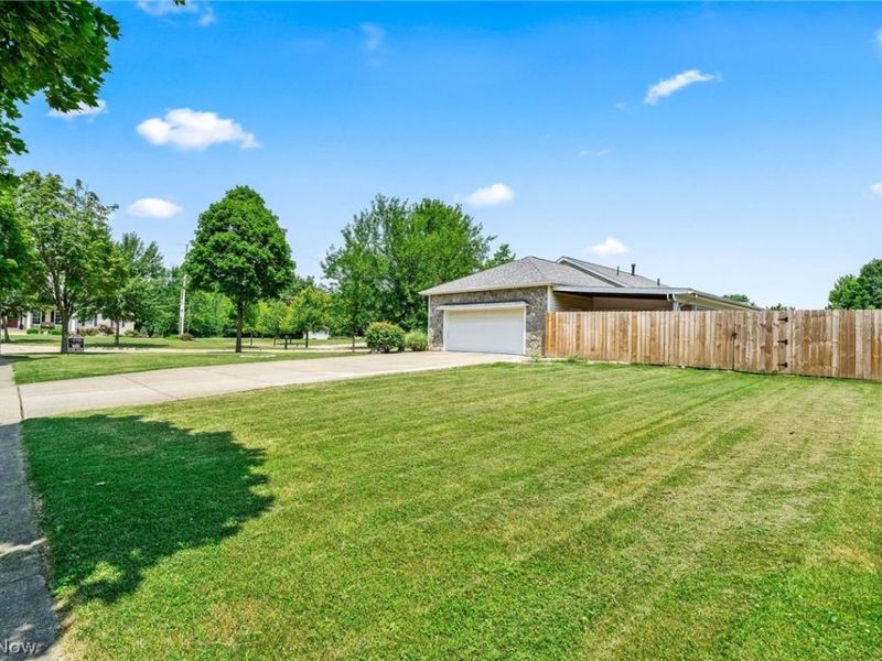 325 Fieldstone Court, Wellington, OH 44090 Photo 47