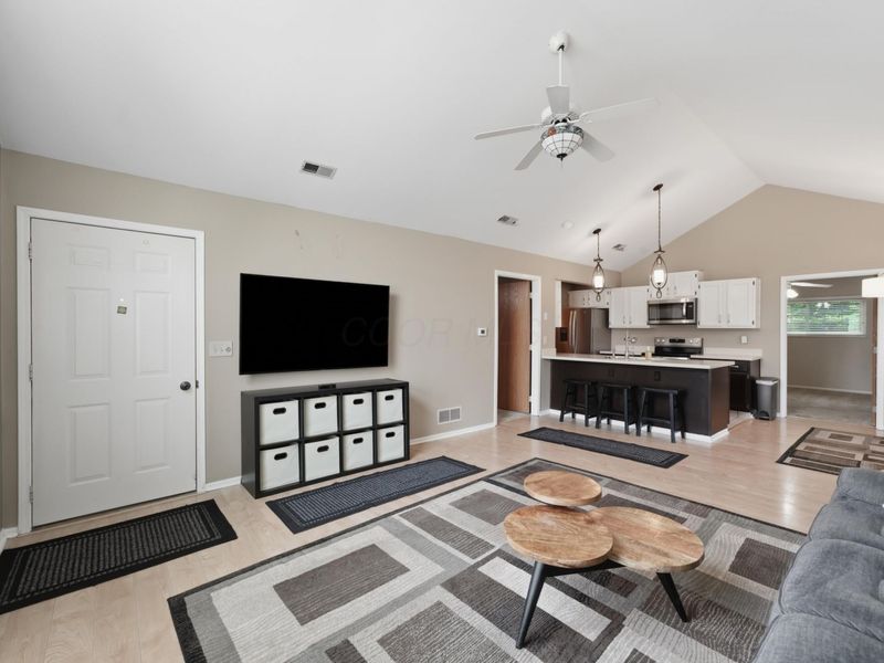 5608 Blendon View Court, Columbus, OH 43230 Photo 6
