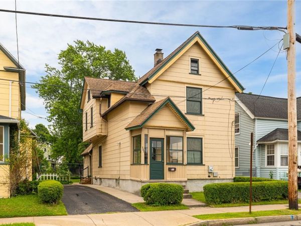 587 Bay Street , Rochester, NY 14609