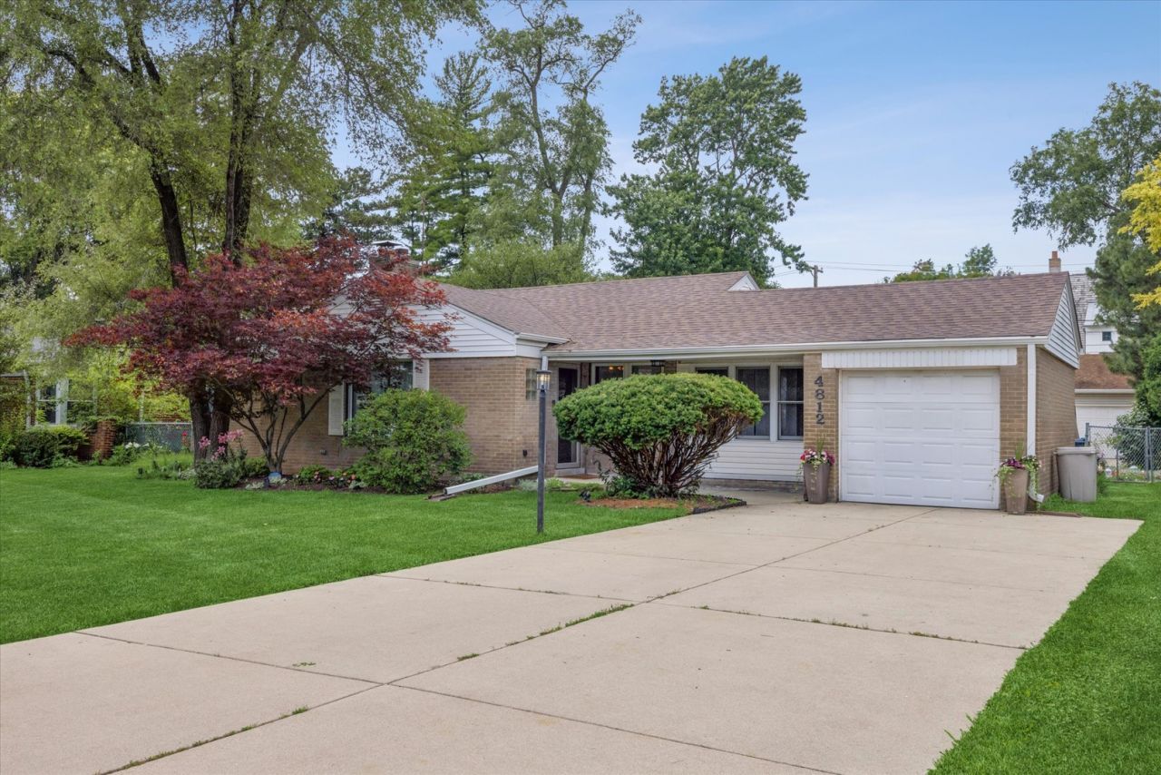 4812 Wolf Road, Western Springs, IL 60558 Main Photo