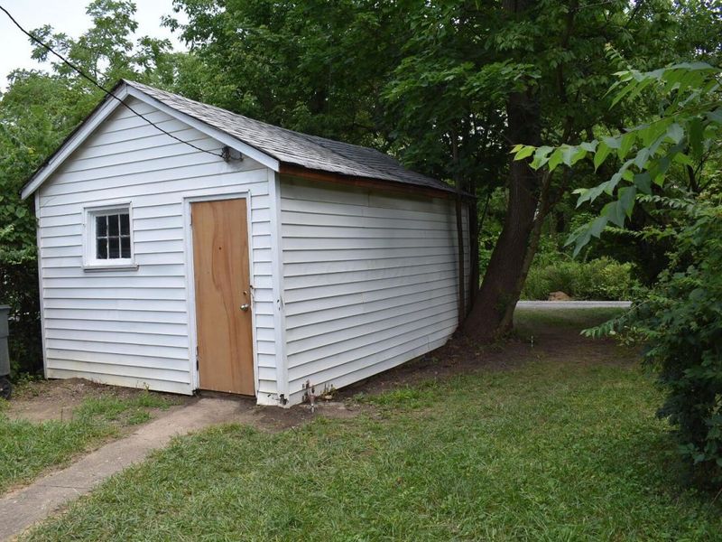 2358 Linden Avenue , Columbus, OH 43211 Photo 11