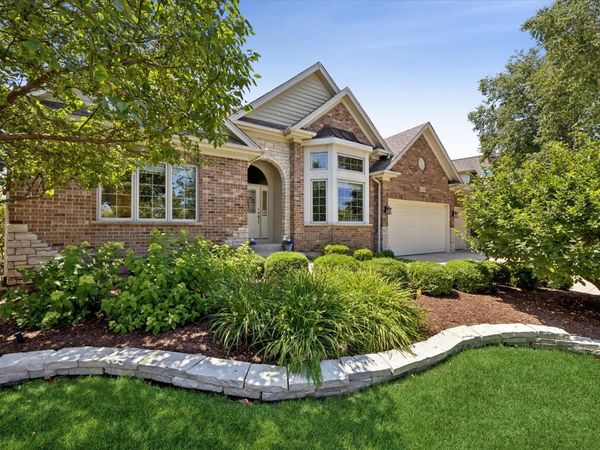 4124 Champion Road , Naperville, IL 60564