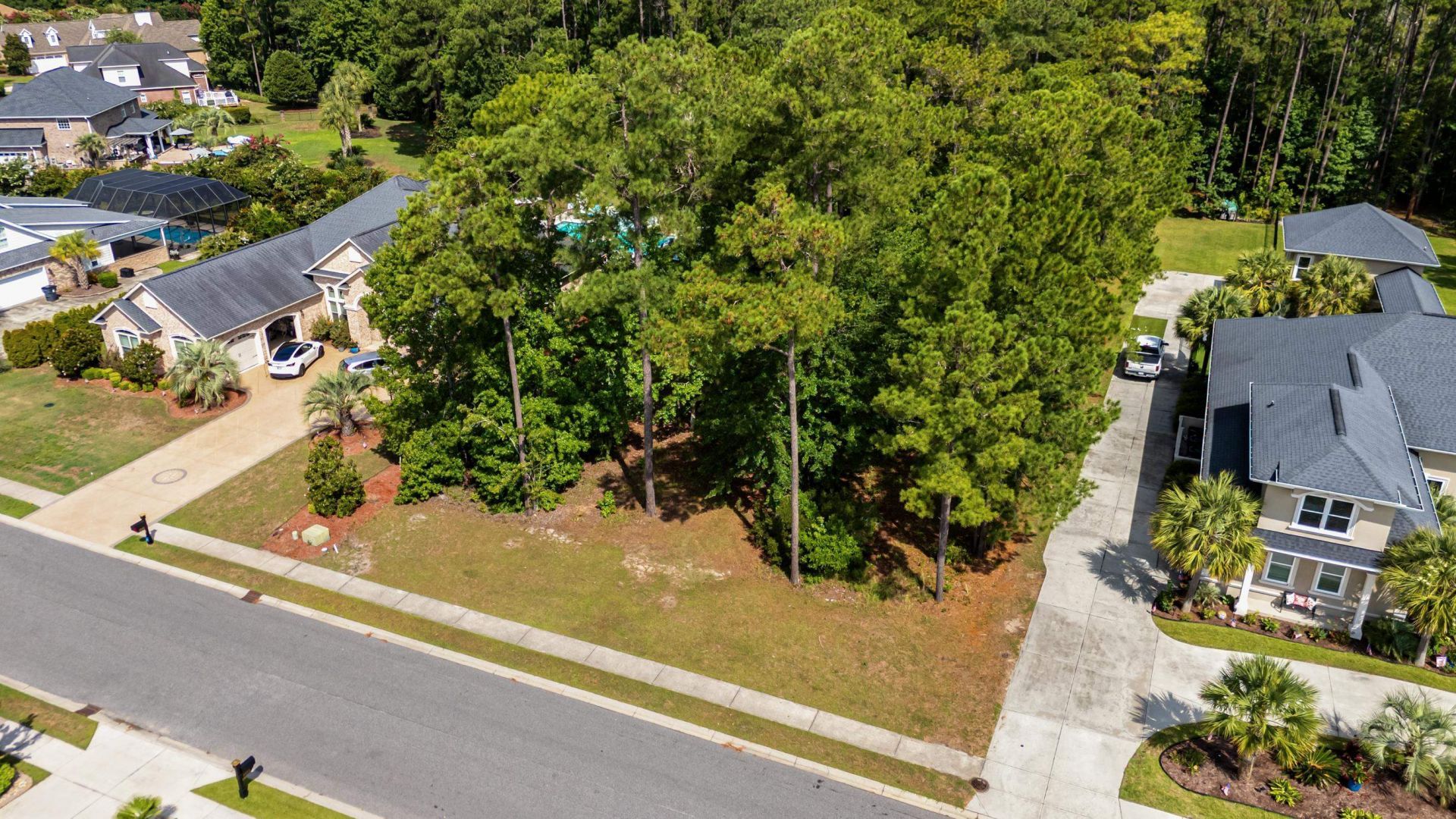 2052 Woodburn Dr.  Photo 12