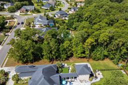 2052 Woodburn Dr.  photo 4