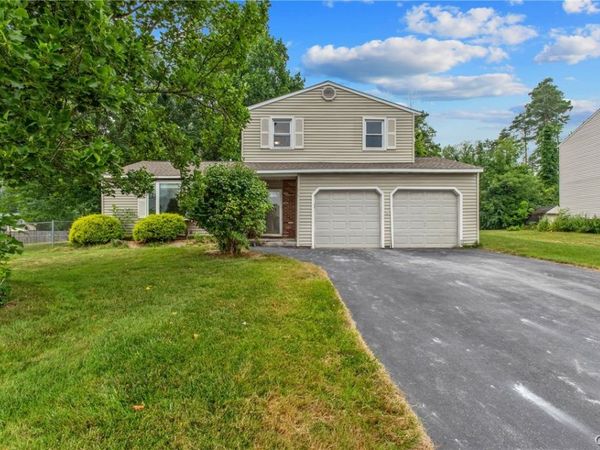 5497 Fortuna Parkway , Clay, NY 13041