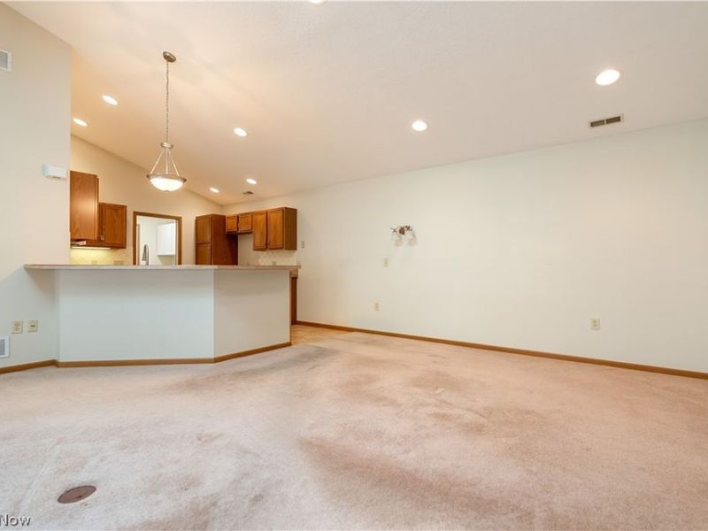 1344 Pebble Chase Circle NE, Massillon, OH 44646 Photo 11