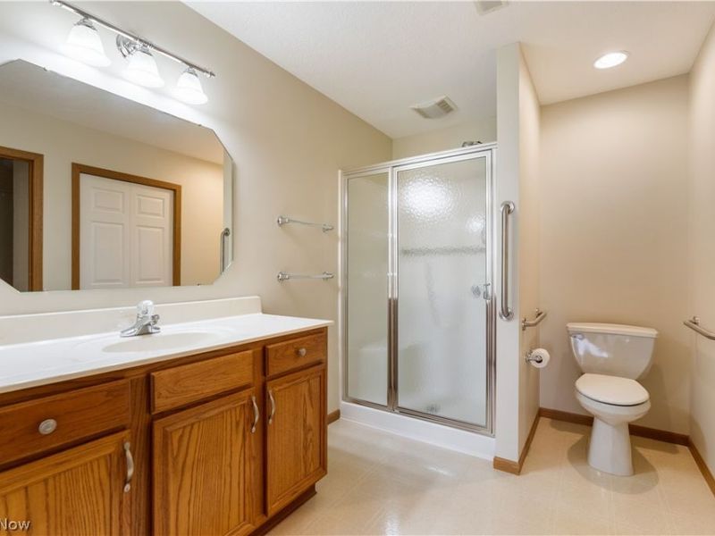 1344 Pebble Chase Circle NE, Massillon, OH 44646 Photo 20