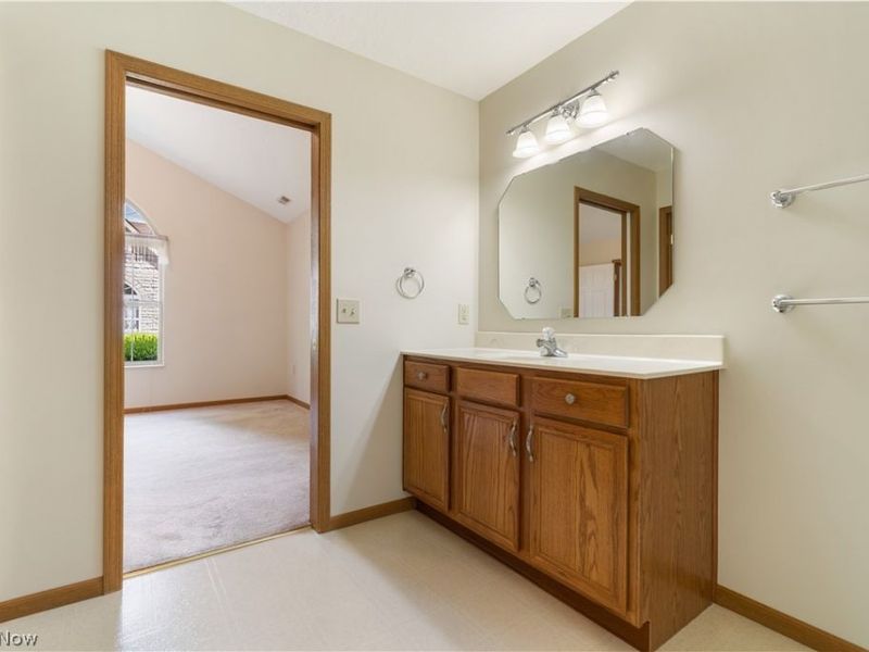 1344 Pebble Chase Circle NE, Massillon, OH 44646 Photo 21