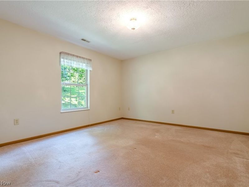 1344 Pebble Chase Circle NE, Massillon, OH 44646 Photo 25