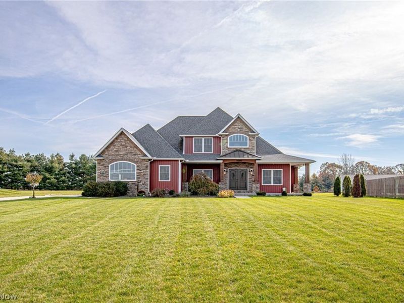6410 Livia Lane, Medina, OH 44256 Photo 2