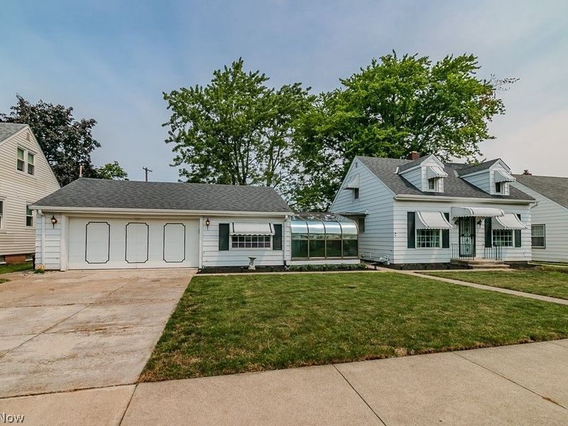 29127 Forestgrove Road, Willowick, OH 44095 Photo 3