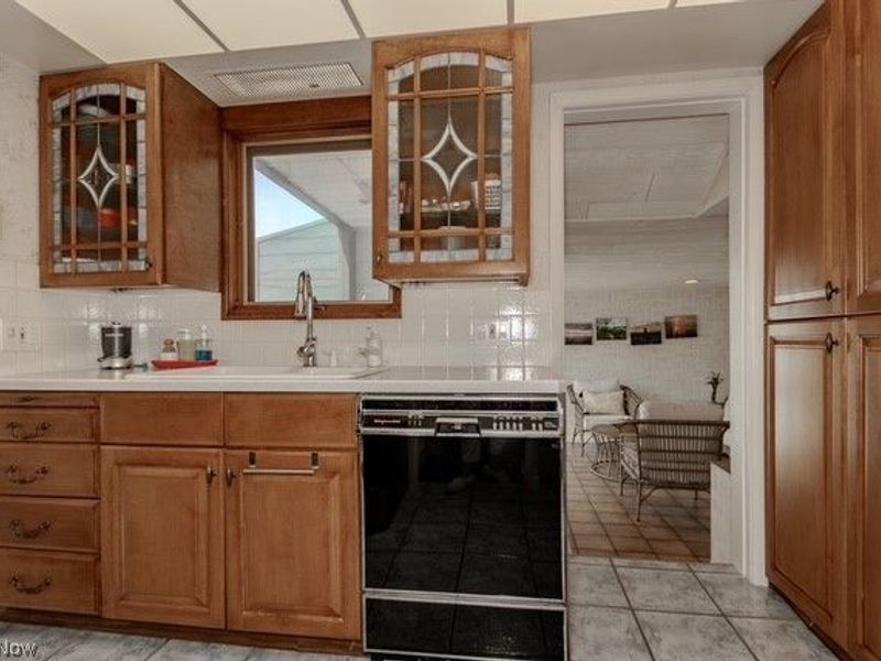 29127 Forestgrove Road, Willowick, OH 44095 Photo 9