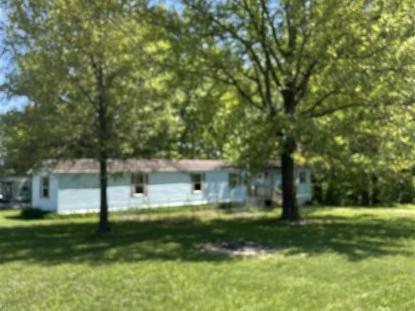 8974 NE Shanklin Drive, Jasonville, IN 47438