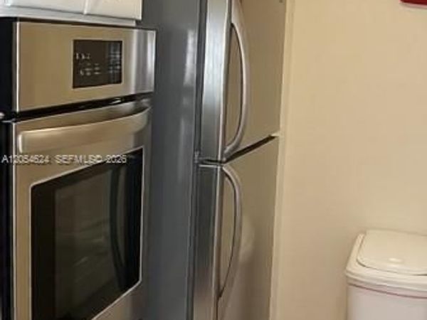 223 Marine Ct , Lauderdale By The Sea, FL 33308
