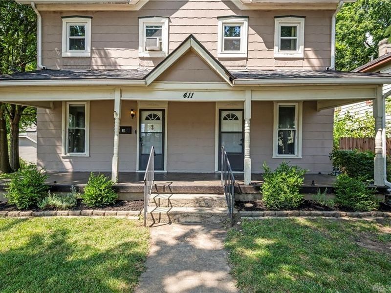 411 E Sycamore Street, Miamisburg, OH 45342 Photo 2