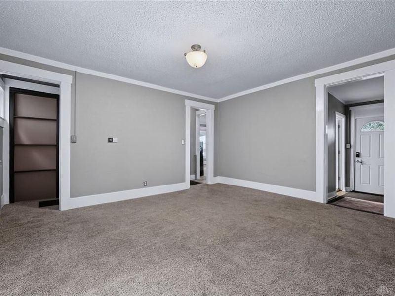 411 E Sycamore Street, Miamisburg, OH 45342 Photo 9
