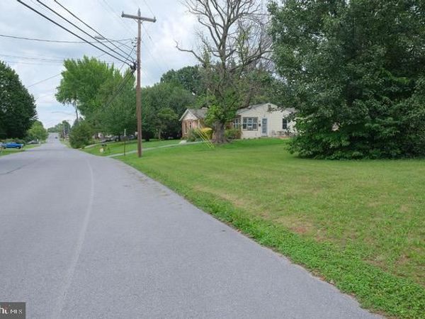 5 DELLA LANE , BOONSBORO, MD 21713