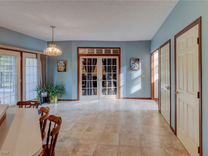 6506 Forestwood Street NW, Canton, OH 44718 Photo 14