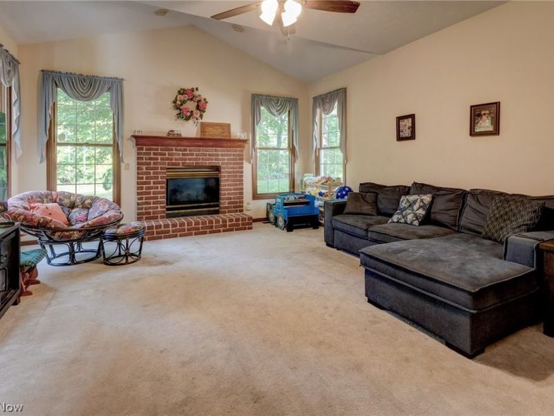 6506 Forestwood Street NW, Canton, OH 44718 Photo 14