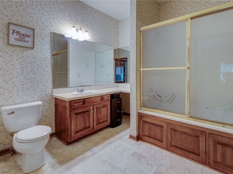 6506 Forestwood Street NW, Canton, OH 44718 Photo 16