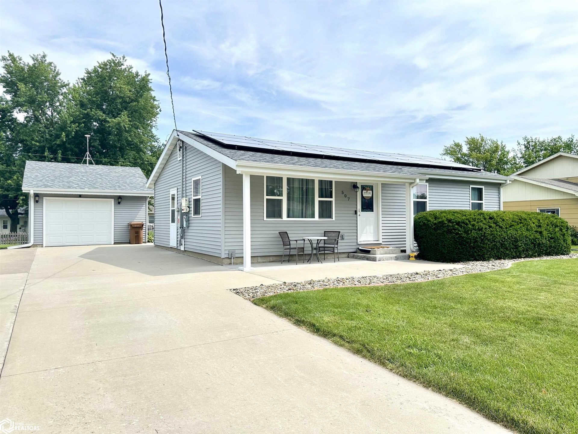 507 12th Avenue, Grinnell, IA 50112 Main Photo