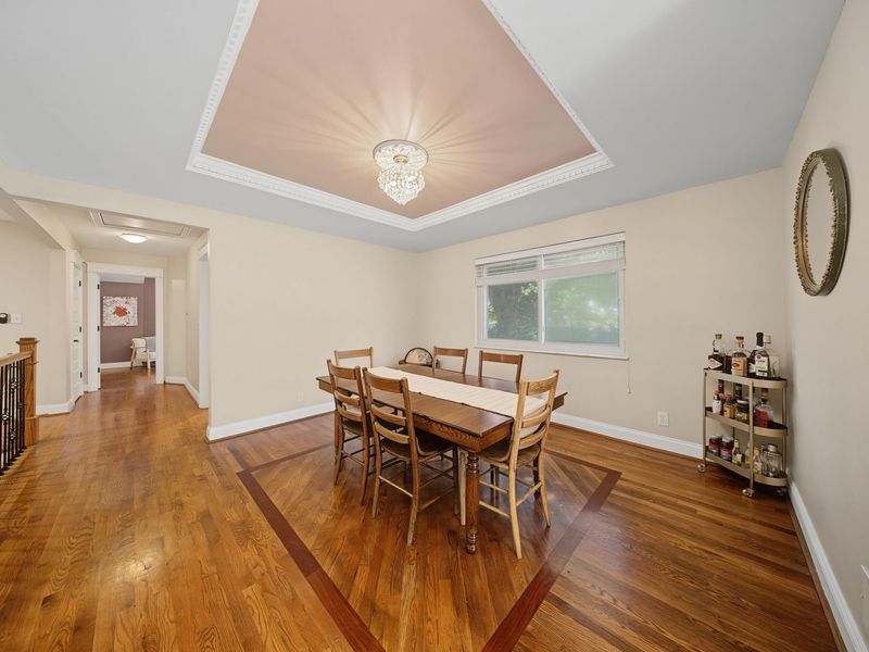 302 Hazelwood Drive, Covington, KY 41011 Photo 10