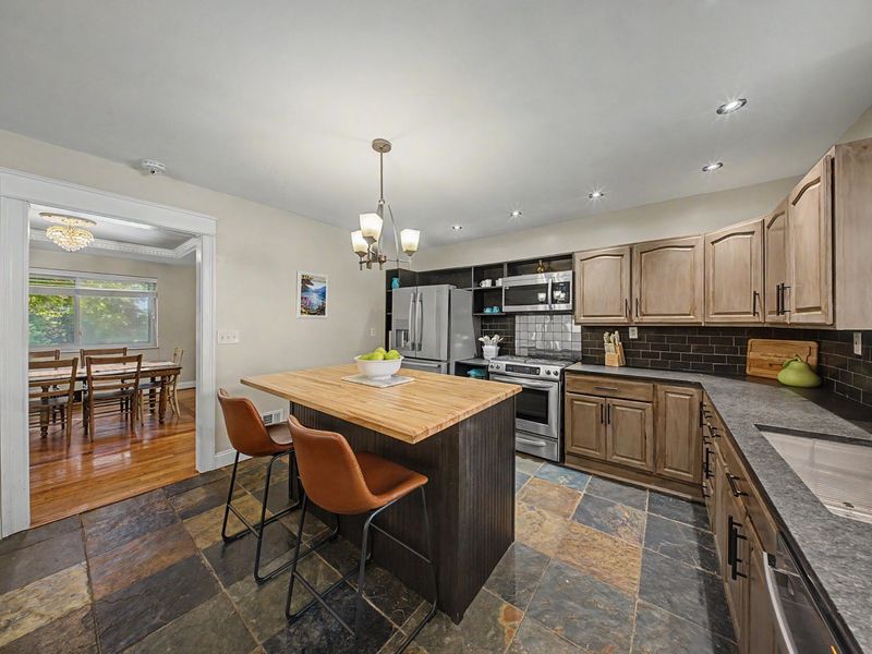 302 Hazelwood Drive, Covington, KY 41011 Photo 13