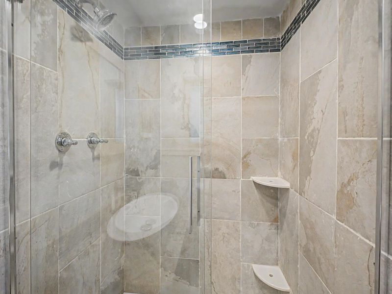 302 Hazelwood Drive, Covington, KY 41011 Photo 25