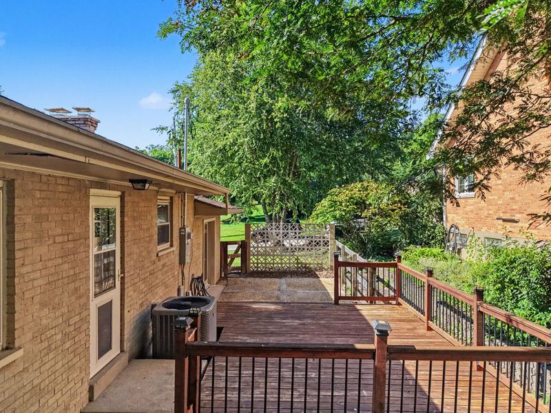 302 Hazelwood Drive, Covington, KY 41011 Photo 7
