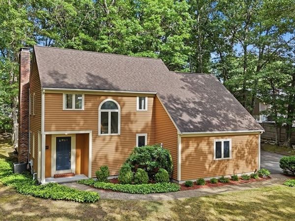 65 Bennett Street, Hudson, MA 01749