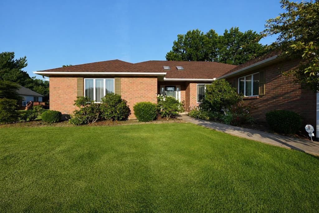 1069 Grasmere, Mansfield, OH 44906 Main Photo