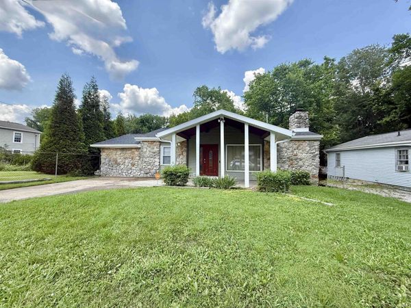 516 E Mill Road, Evansville, IN 47711