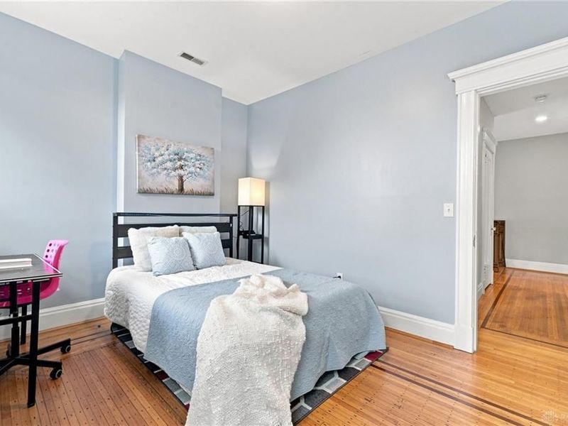 3229 Woodburn Avenue, Evanston, OH 45207 Photo 34
