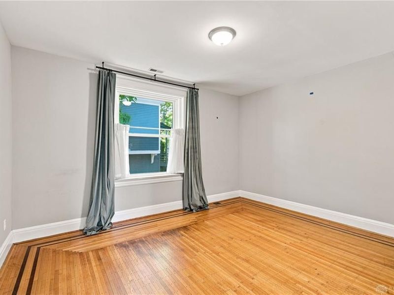 3229 Woodburn Avenue, Evanston, OH 45207 Photo 37