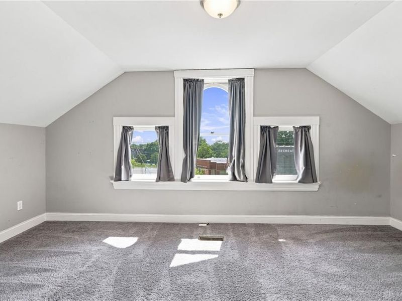 3229 Woodburn Avenue, Evanston, OH 45207 Photo 42
