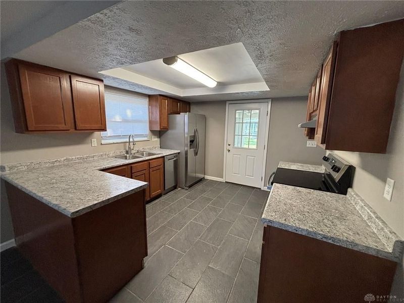6435 Highbury Road, Huber Heights, OH 45424 Photo 7