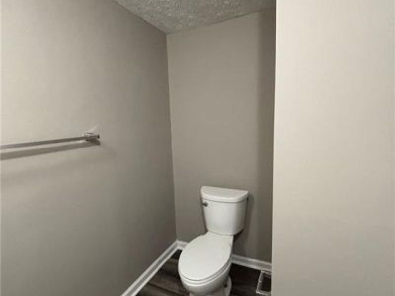6435 Highbury Road, Huber Heights, OH 45424 Photo 9