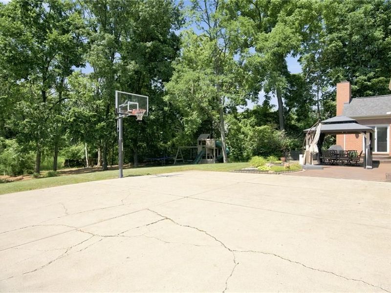 1328 Bedfordshire Drive, Miami Township, OH 45140 Photo 61