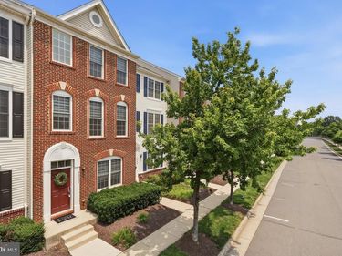 42886 PAMPLIN TERRACE, CHANTILLY, VA 20152