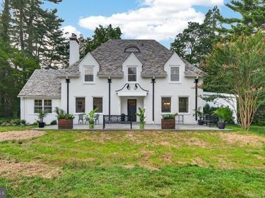 1013 INDIAN CREEK ROAD, WYNNEWOOD, PA 19096