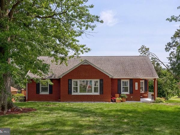 1700 MANOR STREET, COLUMBIA, PA 17512