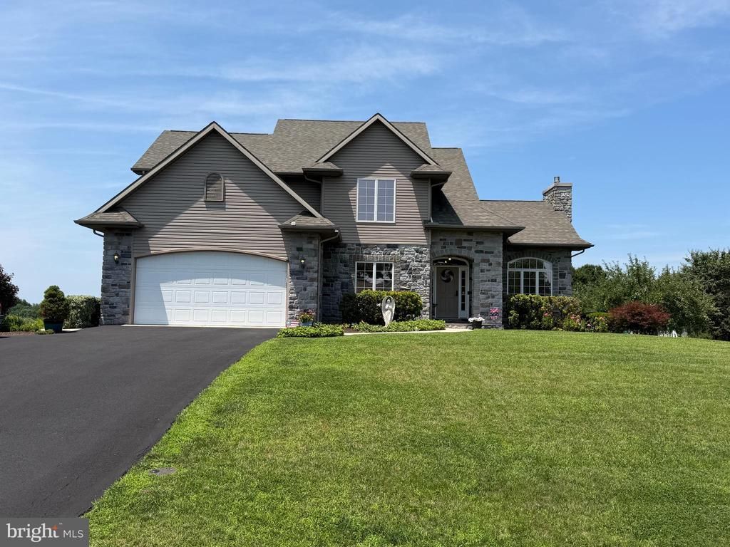 8449 HARPER DRIVE , WAYNESBORO, PA 17268