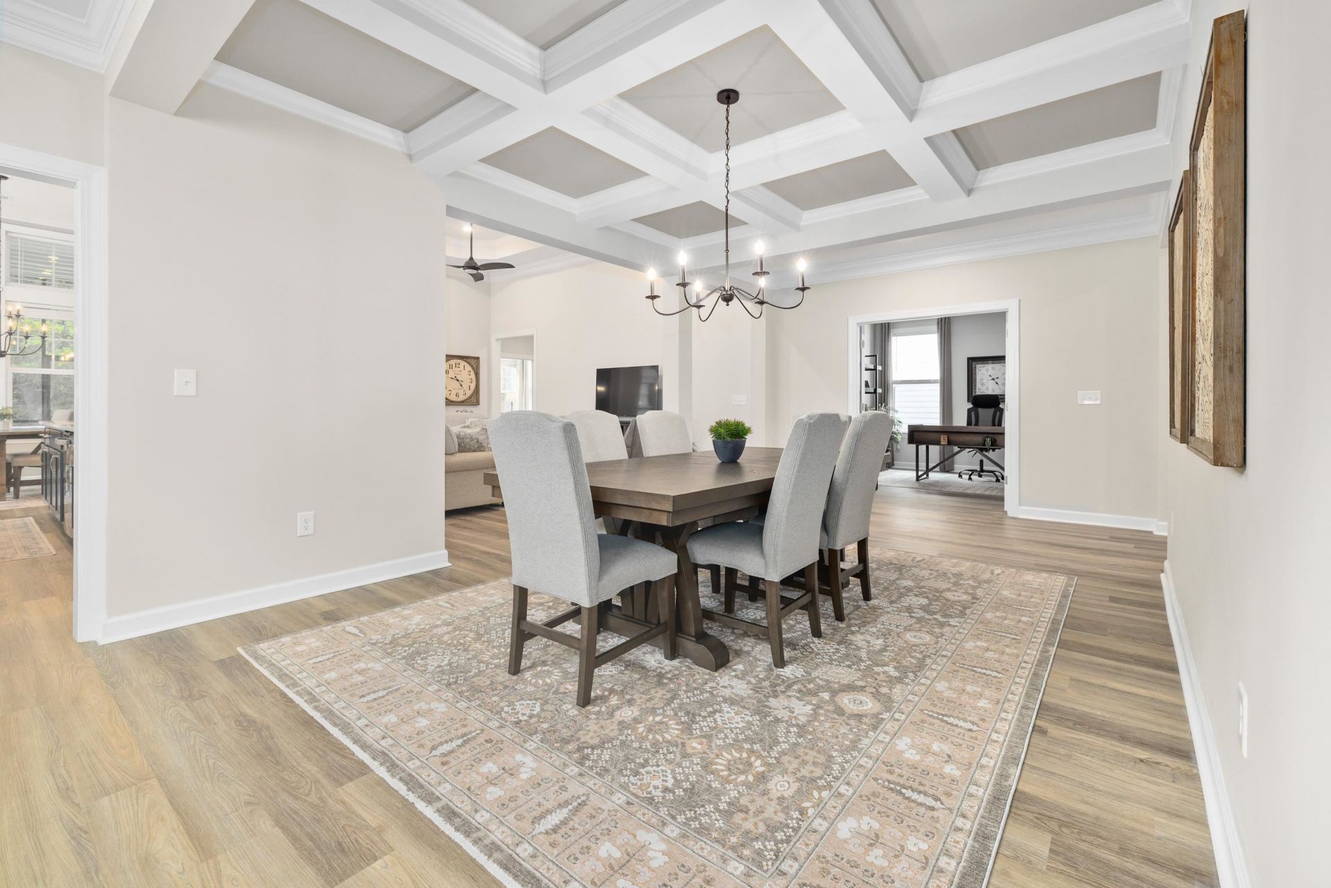 212 Starlit Way Photo 13