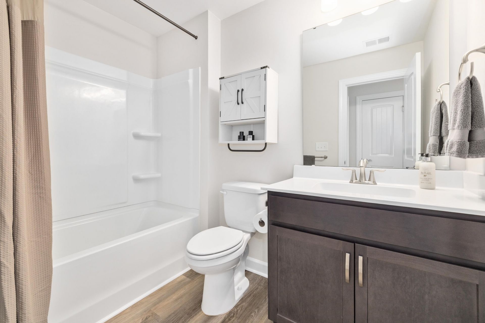 212 Starlit Way Photo 36
