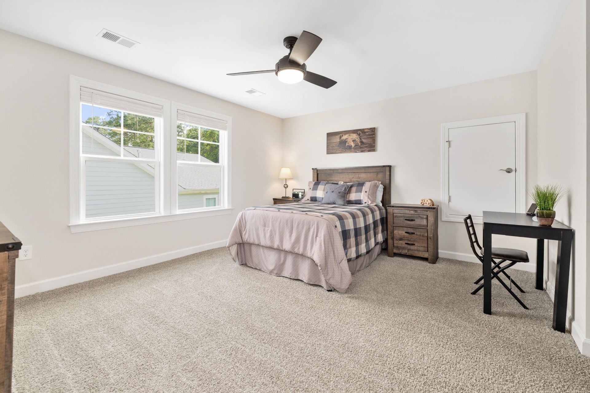 212 Starlit Way Photo 38