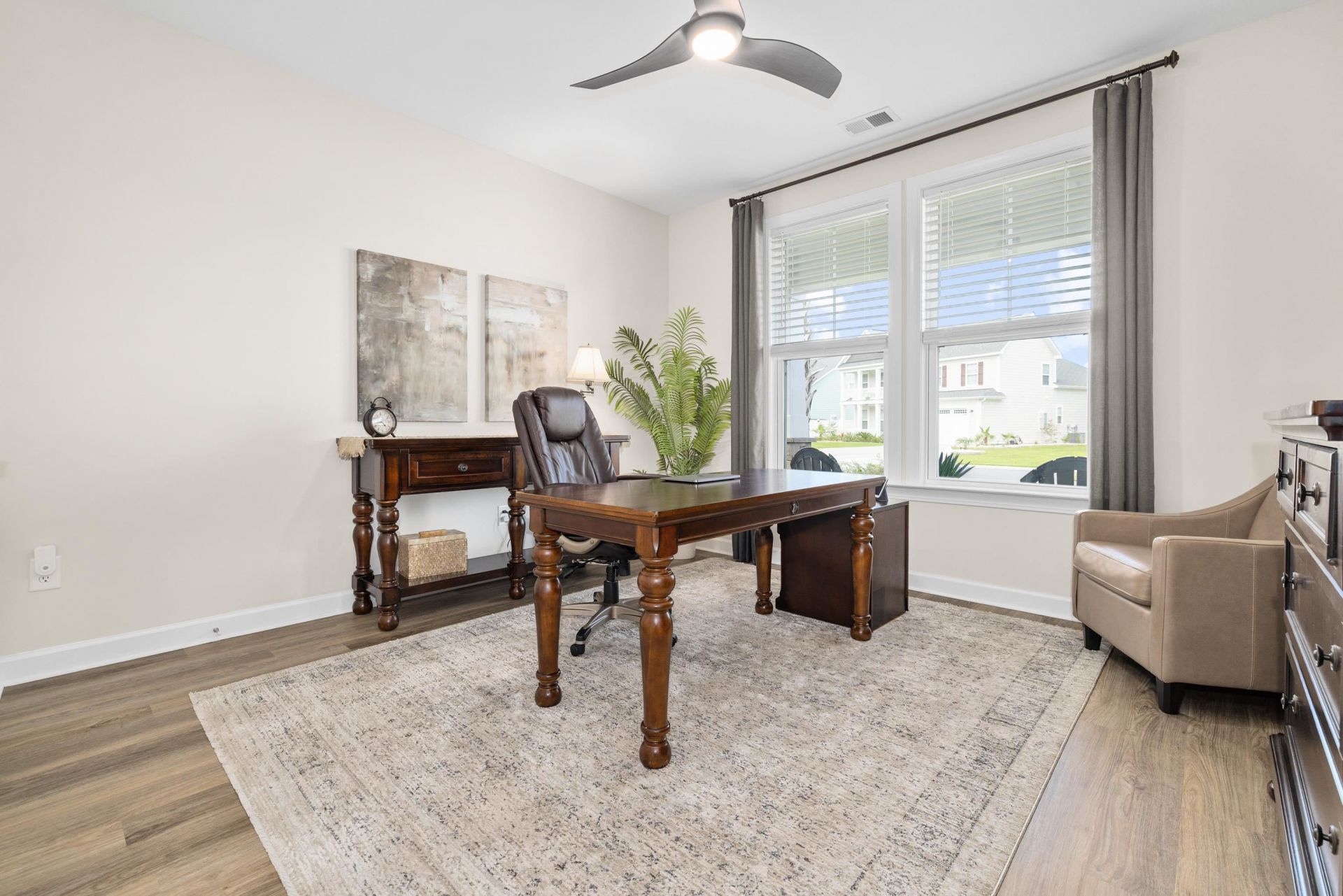 212 Starlit Way Photo 9
